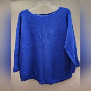 Cable & Guage Crew Neck Sweater Women's XL  Blue 76% Nylon 24% Angora